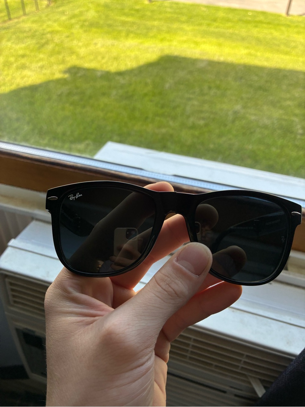RayBan Black Foldable wayfarers Sunglasses (Fast shipping‼️)